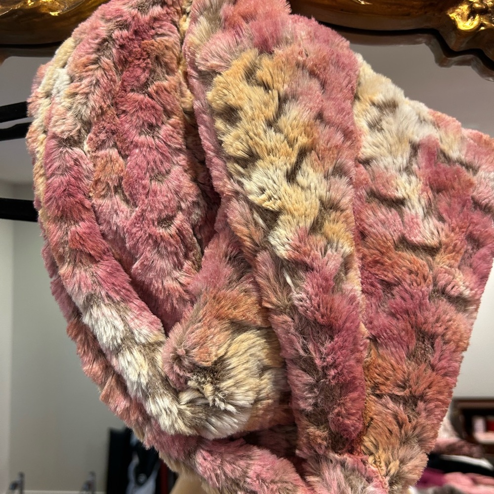 Pink and Gold Faux Fur scarf